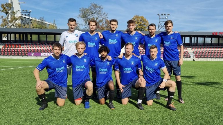 Krakow Dragoons FC starting 11 posing for a photo before the match vs Iskra Krzęcin
